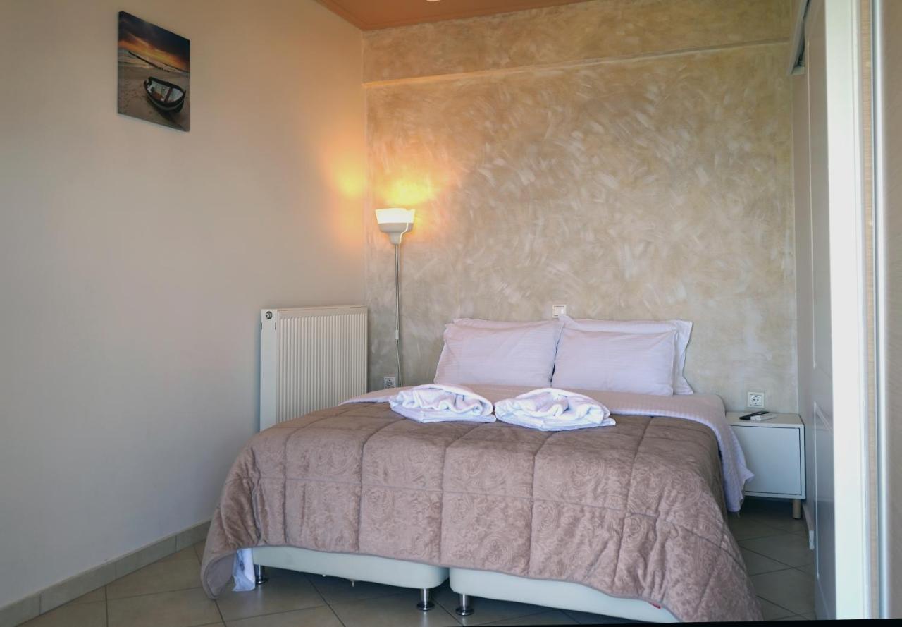 Semiramis Suites With Pool Kalamata Ngoại thất bức ảnh