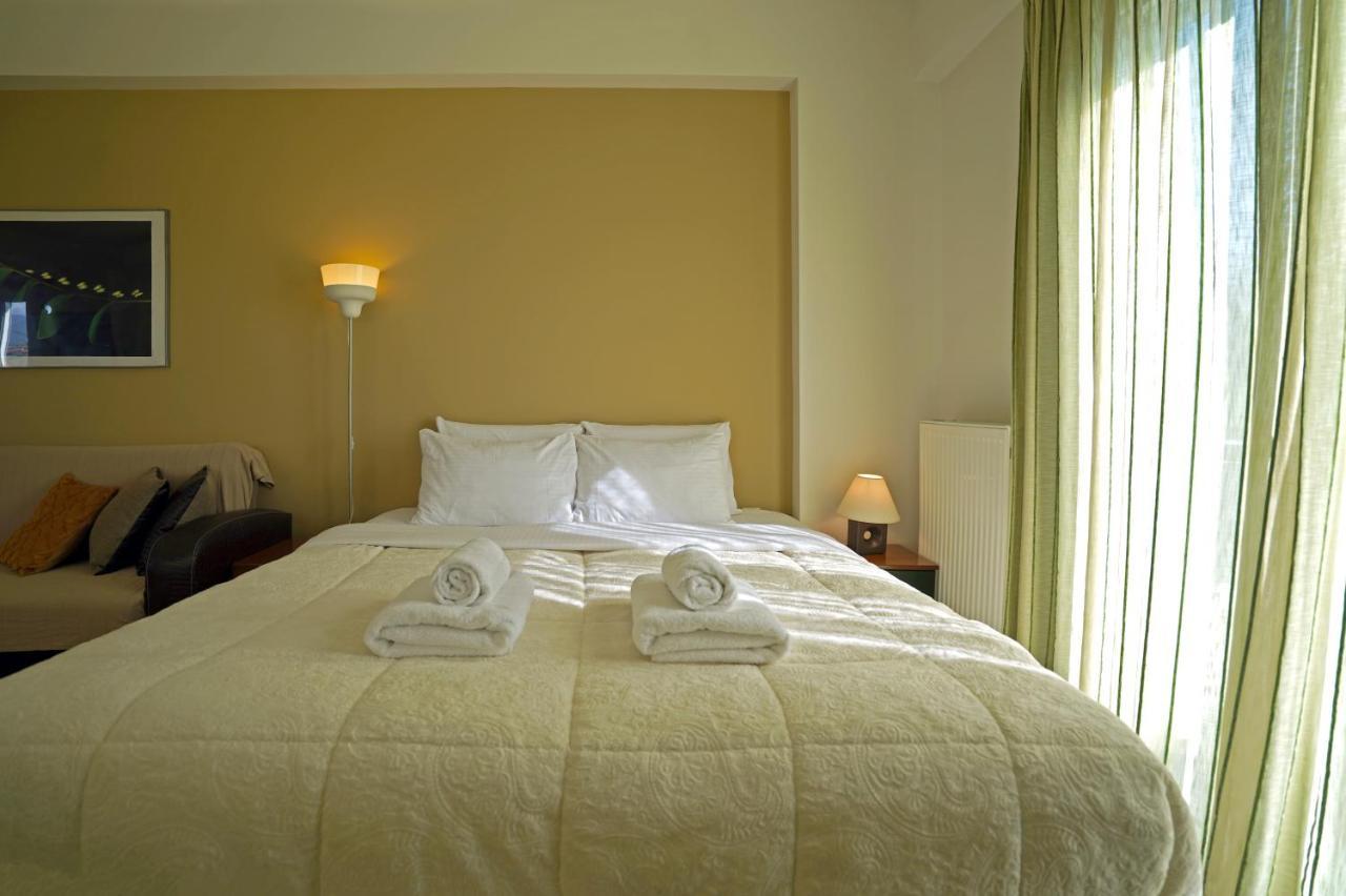 Semiramis Suites With Pool Kalamata Ngoại thất bức ảnh