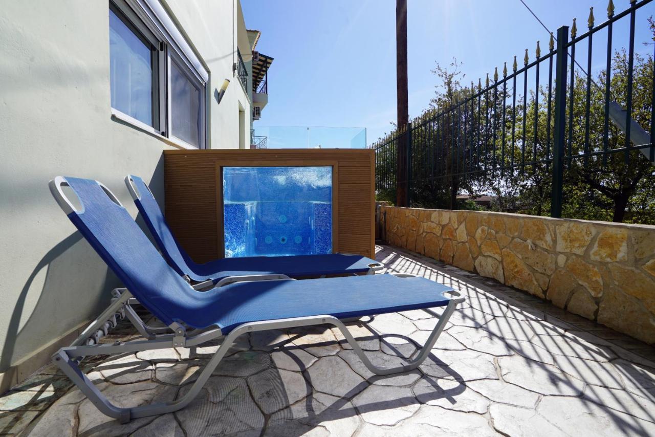 Semiramis Suites With Pool Kalamata Ngoại thất bức ảnh