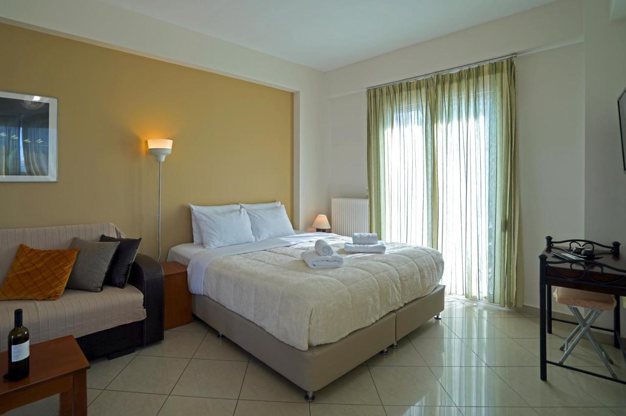 Semiramis Suites With Pool Kalamata Ngoại thất bức ảnh