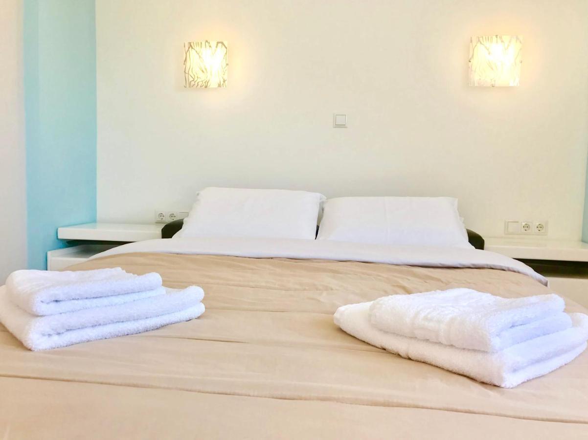 Semiramis Suites With Pool Kalamata Ngoại thất bức ảnh