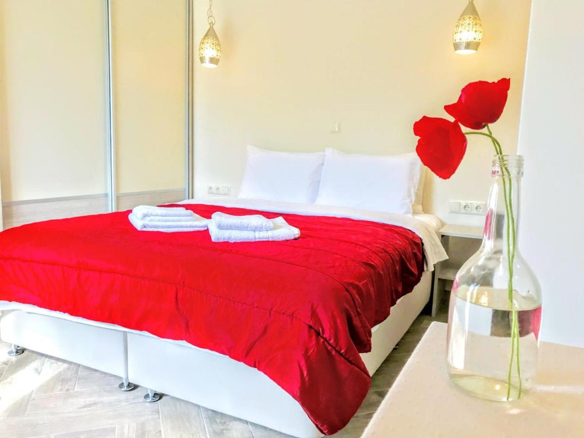 Semiramis Suites With Pool Kalamata Ngoại thất bức ảnh